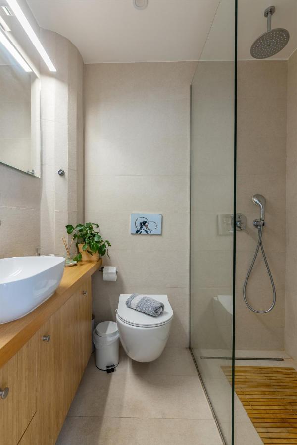 Theseus Zen Luxury Suite - Natural Living 伊拉克利翁 外观 照片