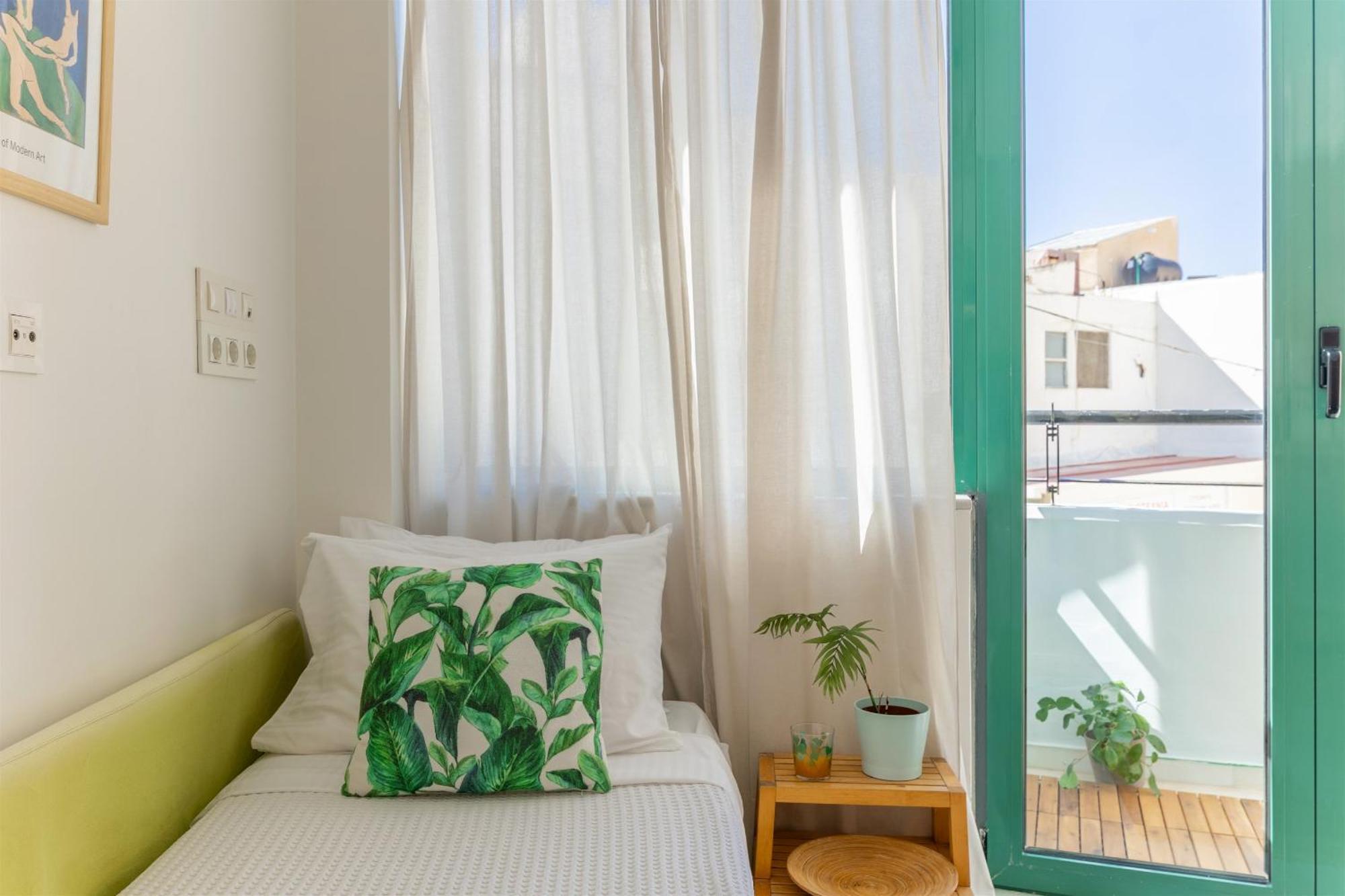 Theseus Zen Luxury Suite - Natural Living 伊拉克利翁 外观 照片